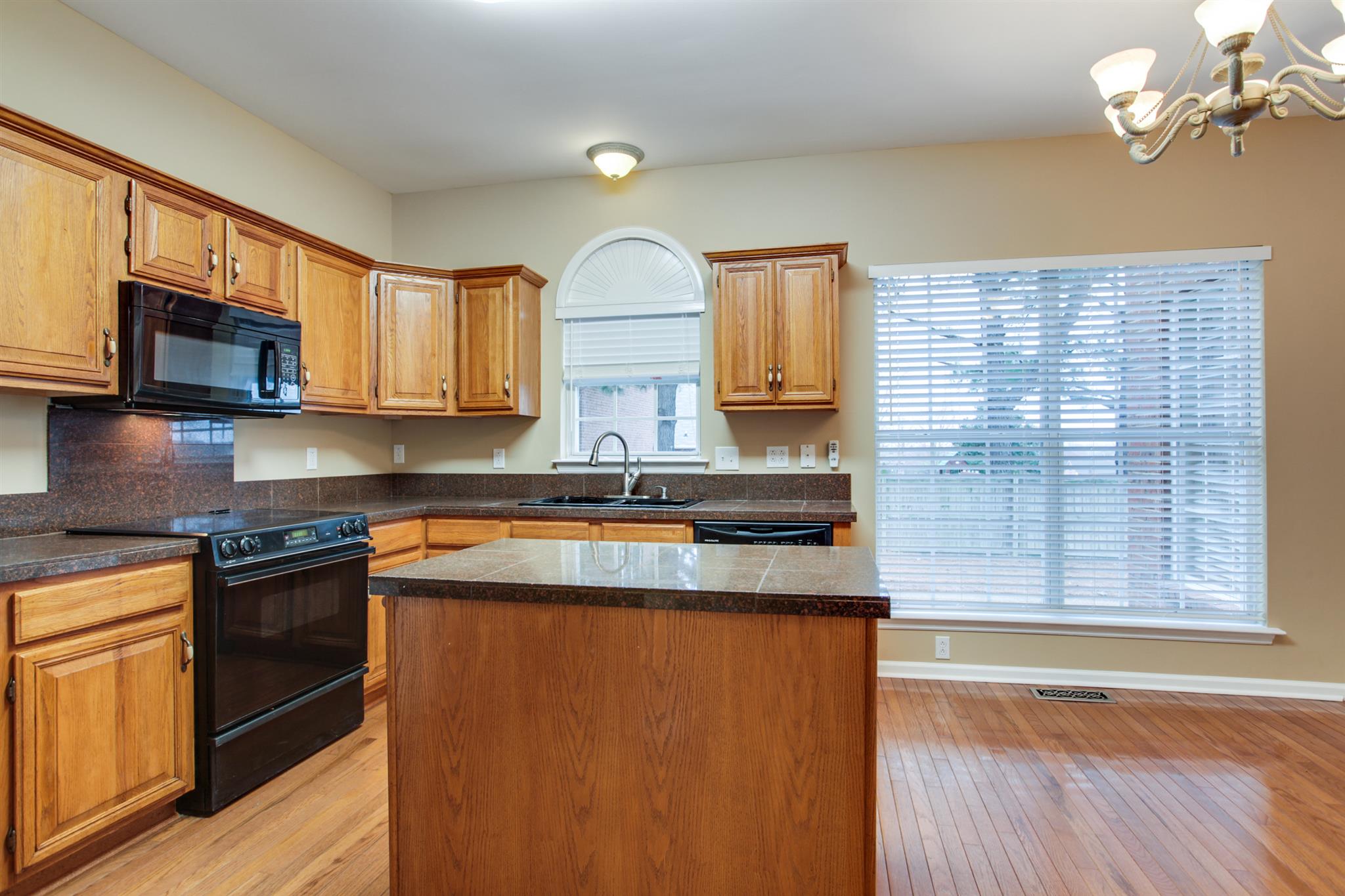 477 Ridgestone Drive Franklin, TN 37064 - Photo 7 of 24 Gallery Image 7