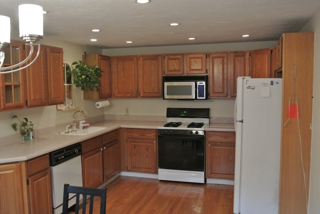 849 Boston Post Road, Unit 3F Marlborough, MA 01752 - Photo 2 of 12 Gallery Image 2