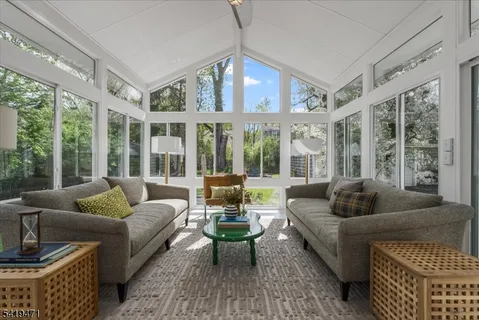 $775,000 | 552 Summit Avenue, Maplewood, NJ 07040