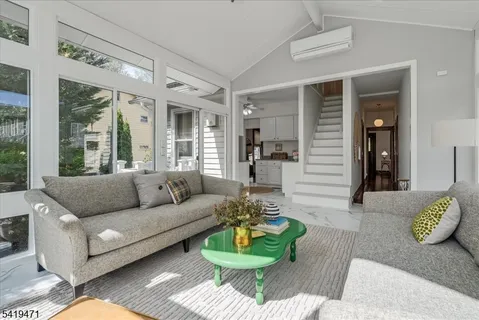 $775,000 | 552 Summit Avenue, Maplewood, NJ 07040