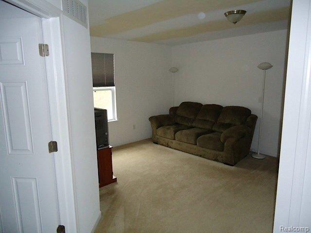 47211 Gloede Road Macomb, MI 48044 - Photo 11 of 13 photo_2.jpg