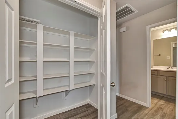 $2,100 | 10029 Ocelot Court, Magnolia, TX 77354