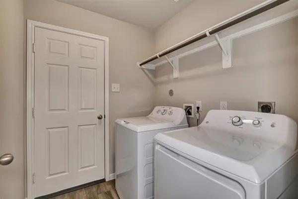 $2,100 | 10029 Ocelot Court, Magnolia, TX 77354