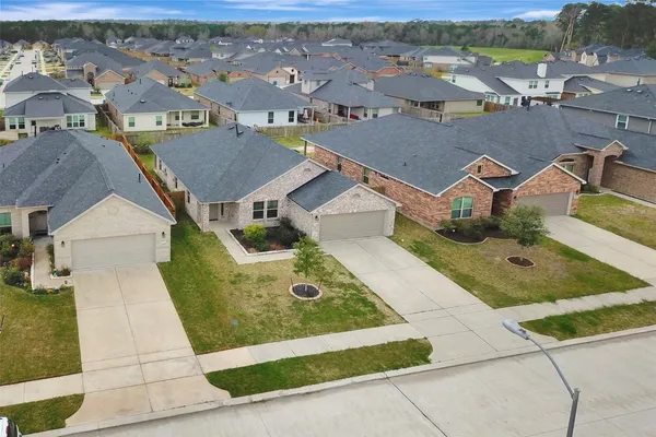 $2,100 | 10029 Ocelot Court, Magnolia, TX 77354