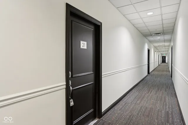 $454,000 | 624 East Walnut Street, Unit 21, Indianapolis, IN 46204