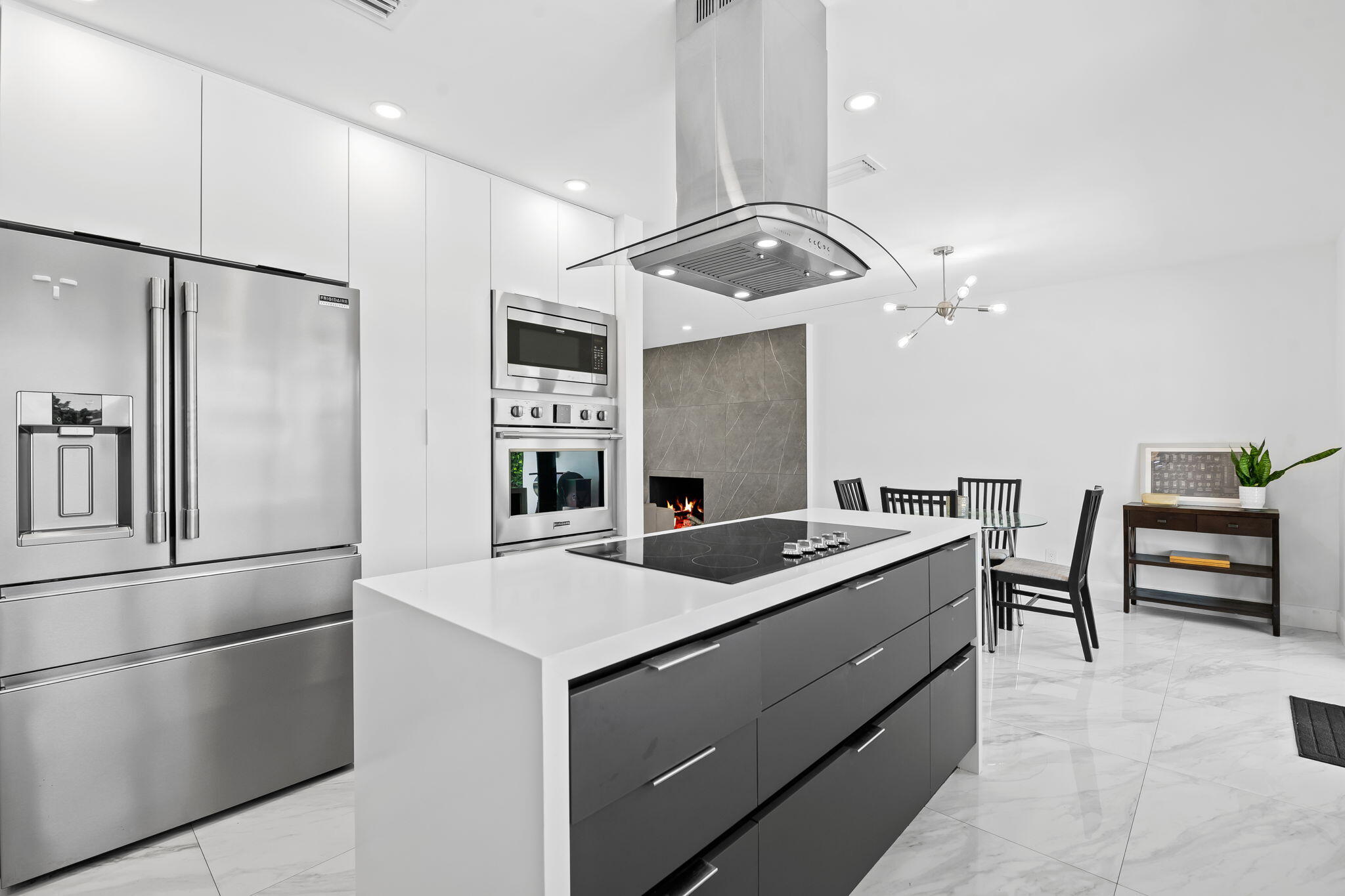 5122 Cleveland Street Hollywood, FL 33021 - Photo 13 of 28 13-web-or-mls-DSC_3910
