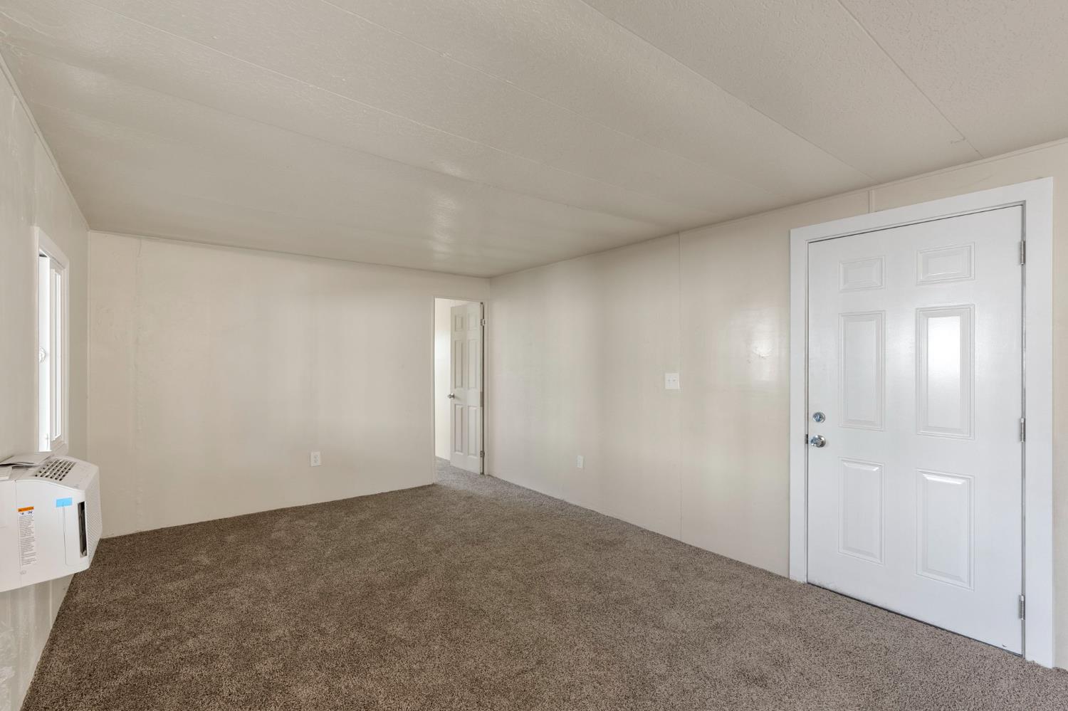 1523 North Beale Road, Unit 38 Marysville, CA 95901 - Photo 11 of 24 a view of an empty room and closet area