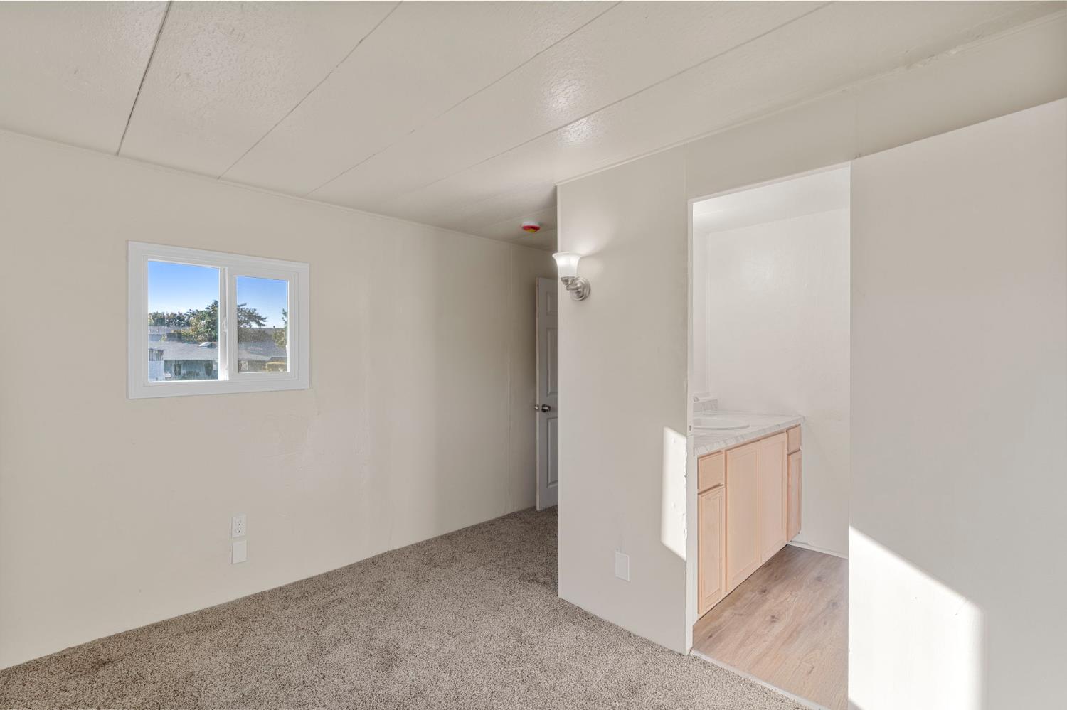 1523 North Beale Road, Unit 38 Marysville, CA 95901 - Photo 23 of 24 a view of an empty room