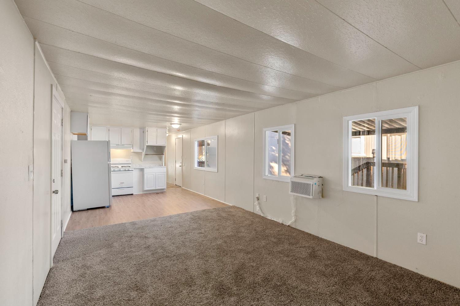 1523 North Beale Road, Unit 38 Marysville, CA 95901 - Photo 10 of 24 a view of empty room with wooden floor