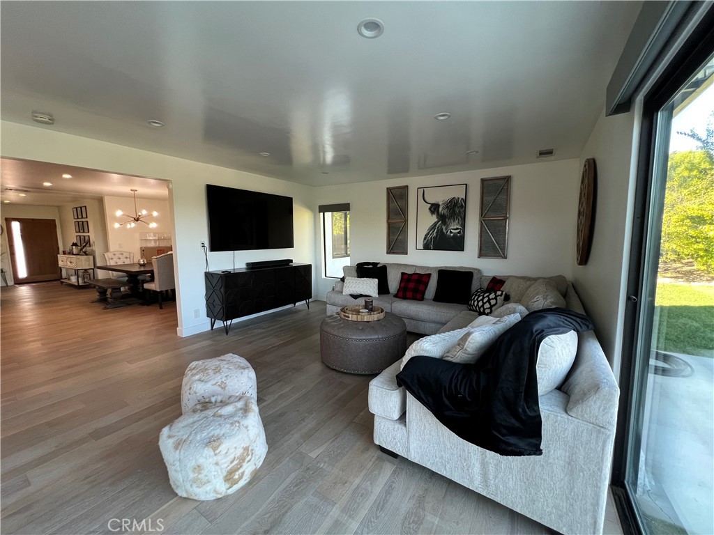 7034 Middlesbury Ridge Circle West Hills, CA 91307 - Photo 7 of 18