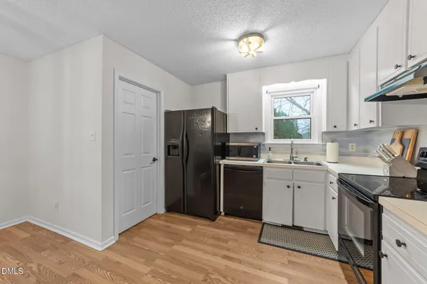 $294,000 | 717 Slippery Bank Court, Benson, NC 27504