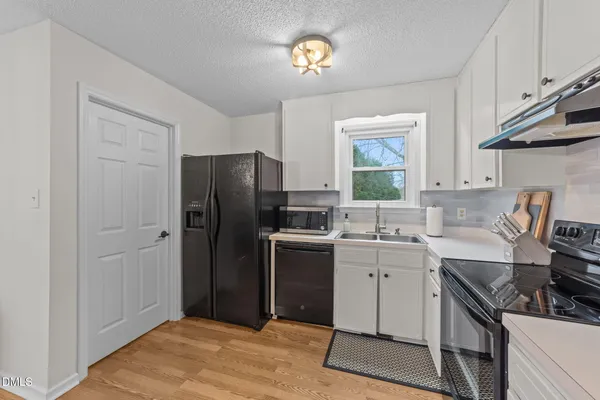 $294,000 | 717 Slippery Bank Court, Benson, NC 27504