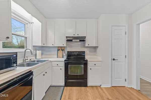 $294,000 | 717 Slippery Bank Court, Benson, NC 27504