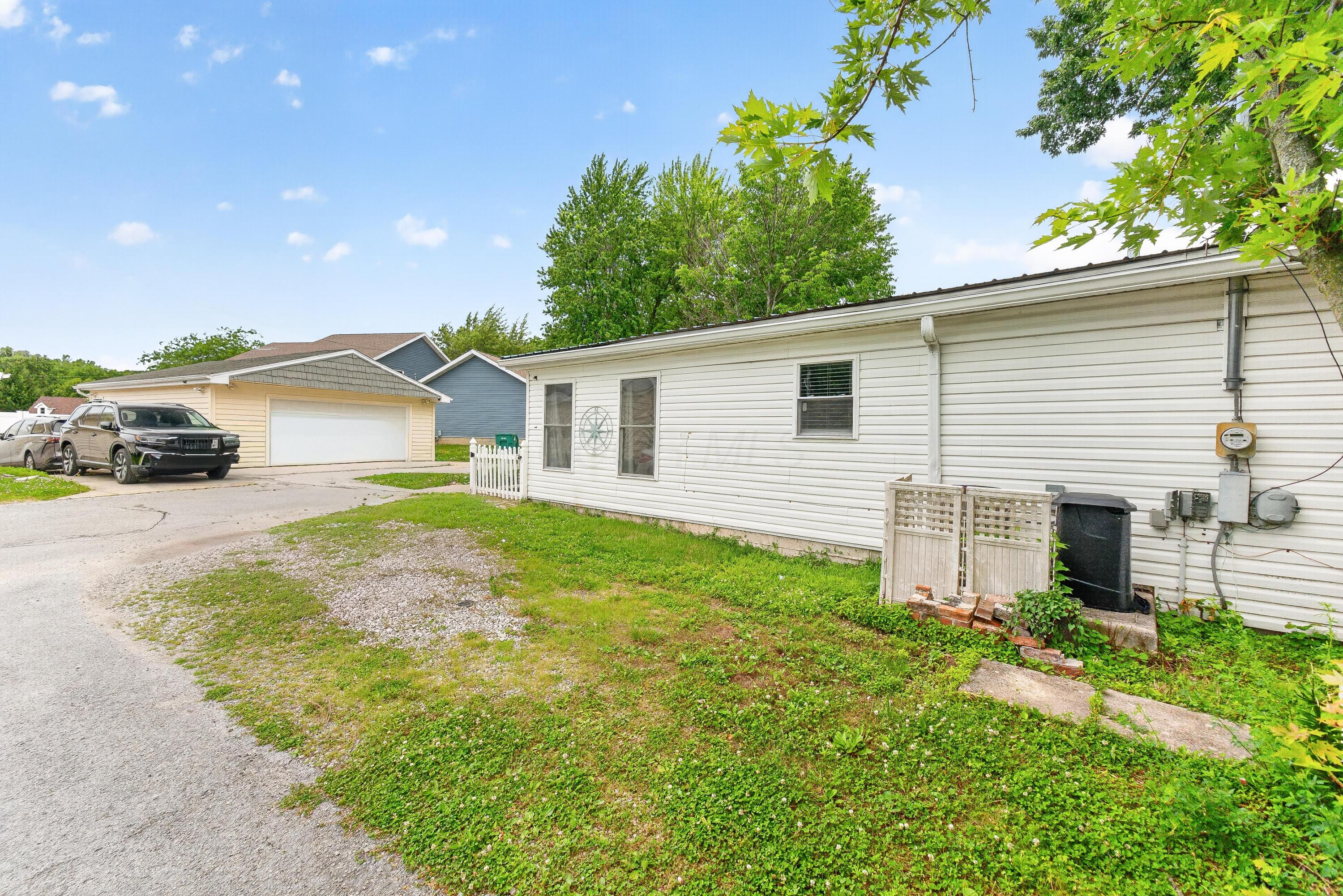 11164 Newland Road Lakeview, OH 43331 - Photo 30 of 42 11164 Newland (Exterior)-11