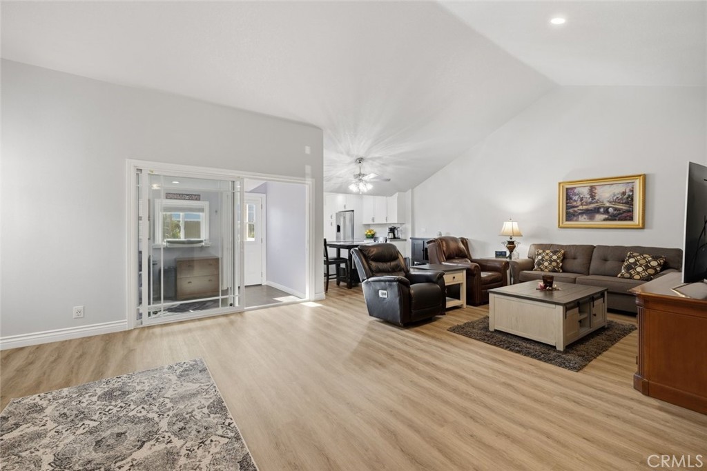 2277 Workman Avenue Simi Valley, CA 93063 - Photo 8 of 31 Gallery Image 8