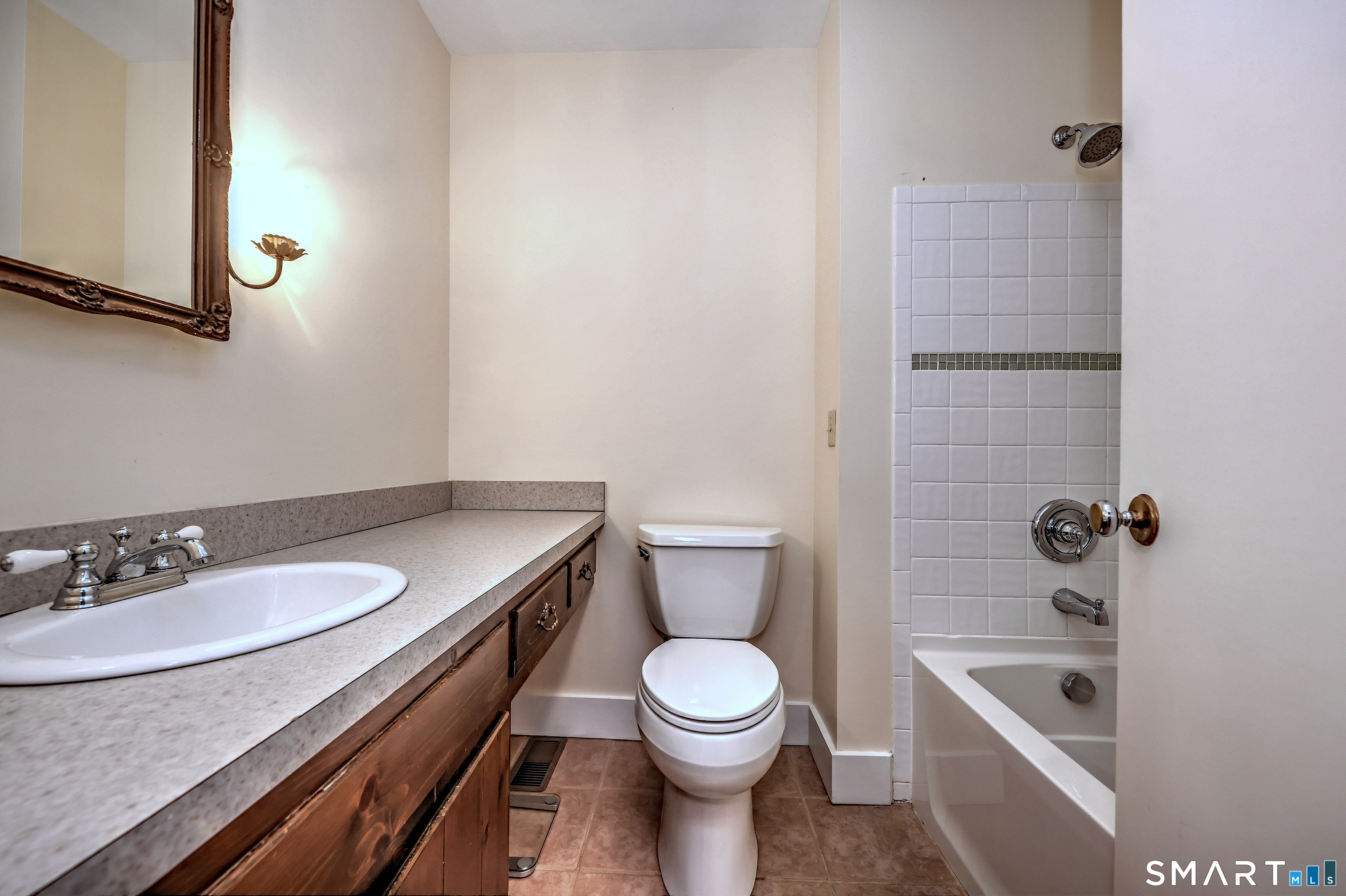12 Walker Road Woodbury, CT 06798 - Photo 25 of 39