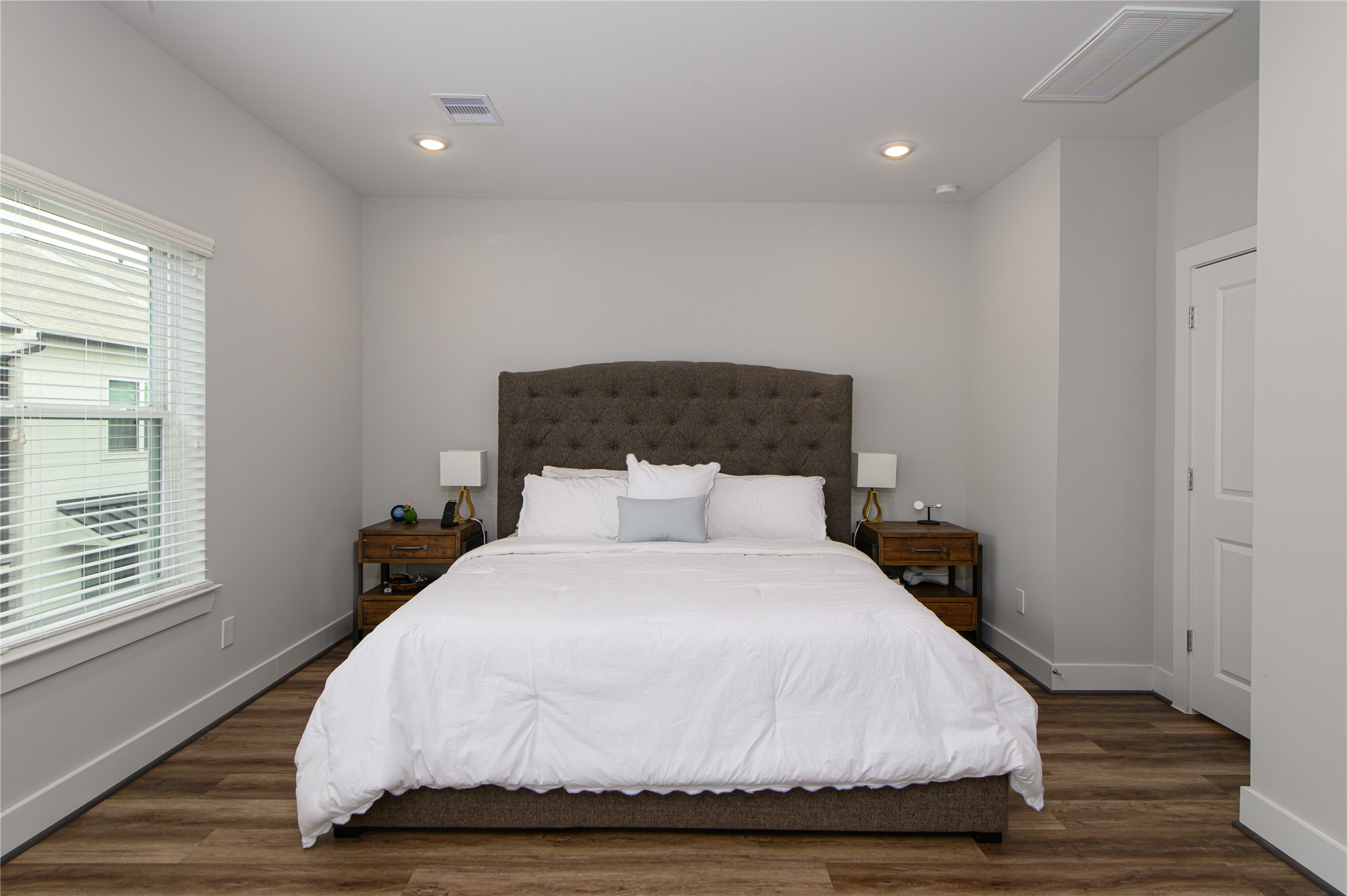 1274 North Post Oak Road, Unit B Houston, TX 77055 - Photo 15 of 22
