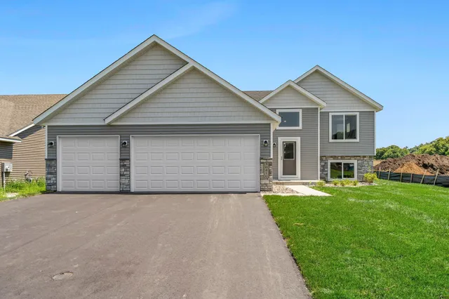 $419,550 | 336 Ridge Road, Le Sueur, MN 56058