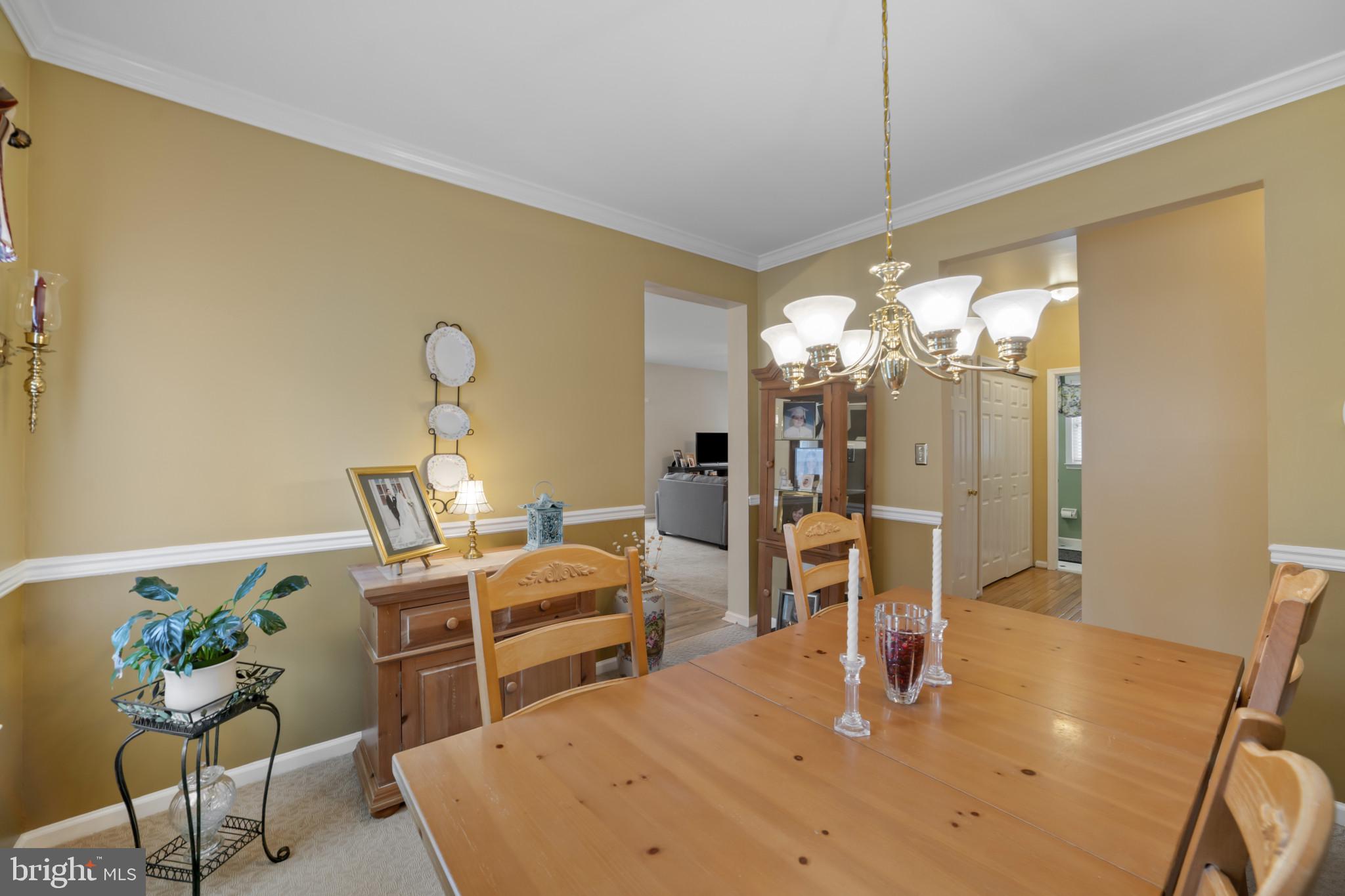 211 South Norwinden Drive Springfield, PA 19064 - Photo 12 of 38 a view of a dining room with furniture