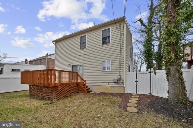 a view of backyard of house