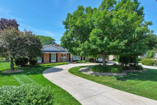$420,000 | 5466 Coral Ridge Drive, Grand Blanc, MI 48439