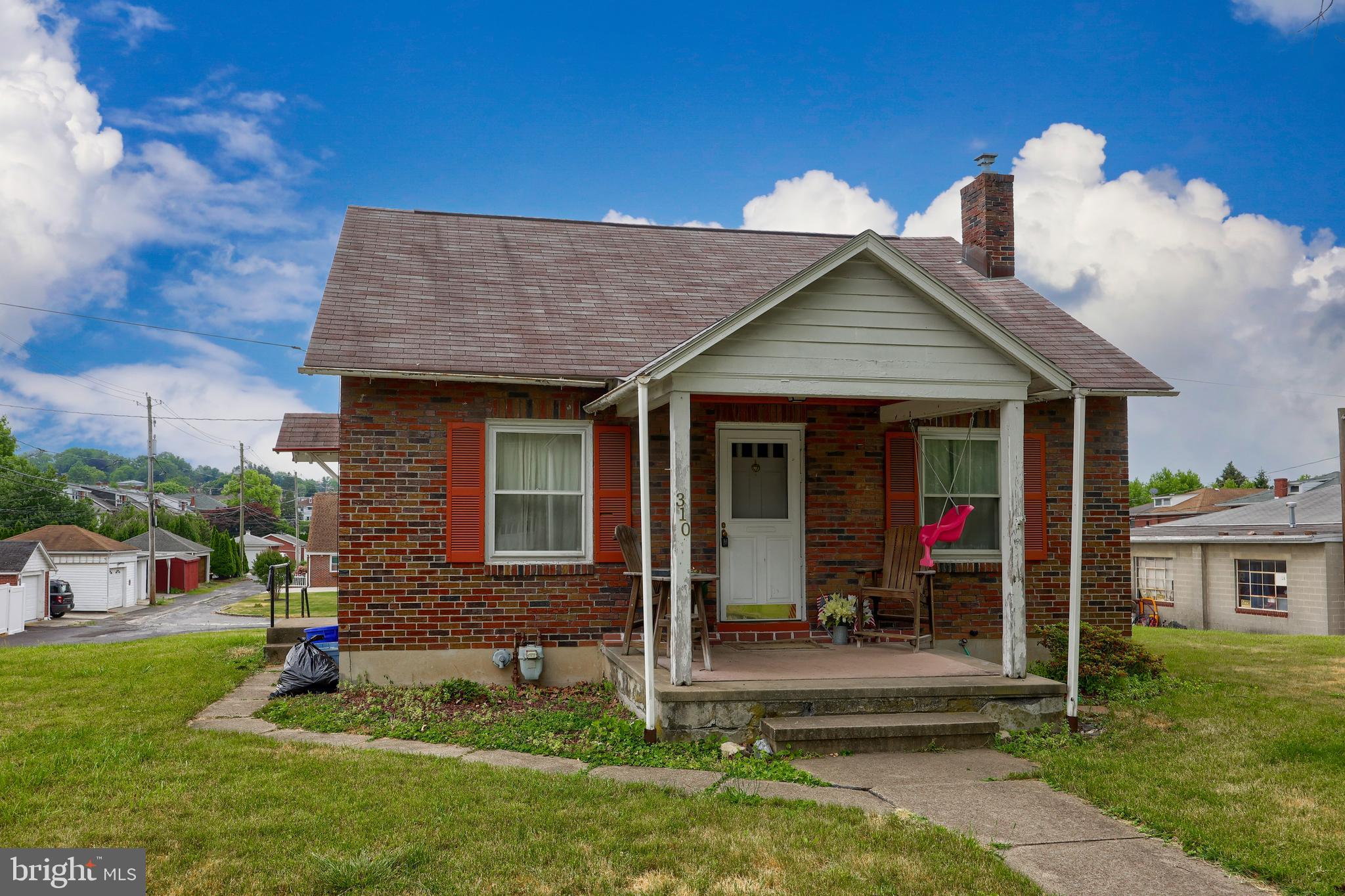 310 Elsie Street Reading, PA 19607 - Photo 3 of 9 Gallery Image 3