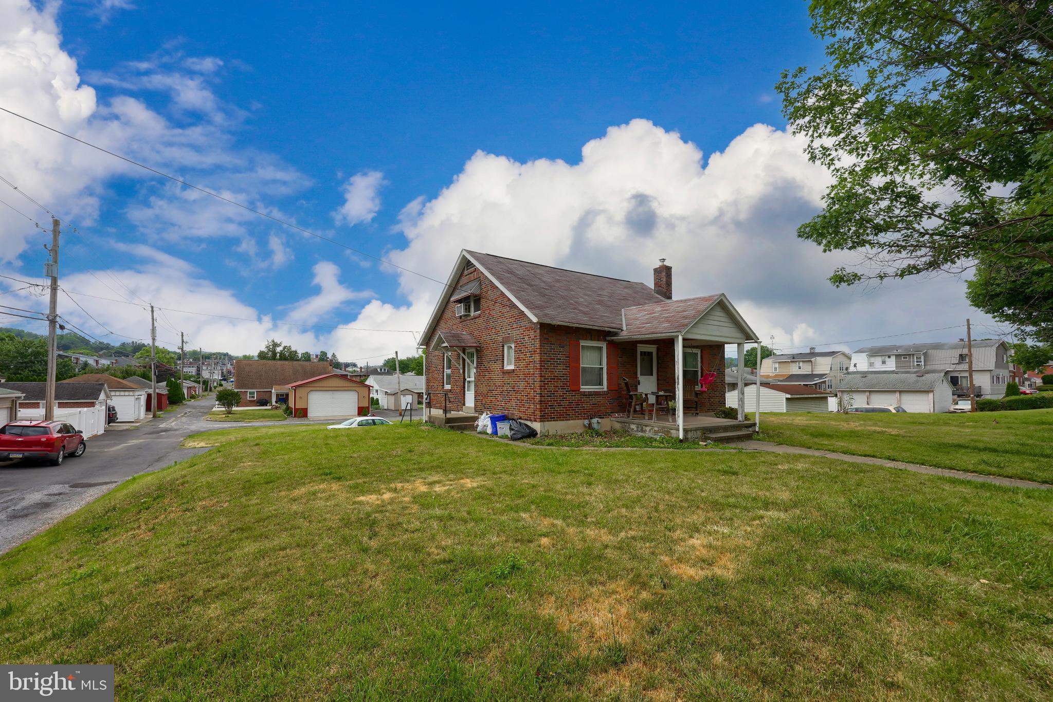 310 Elsie Street Reading, PA 19607 - Photo 4 of 9 Gallery Image 4