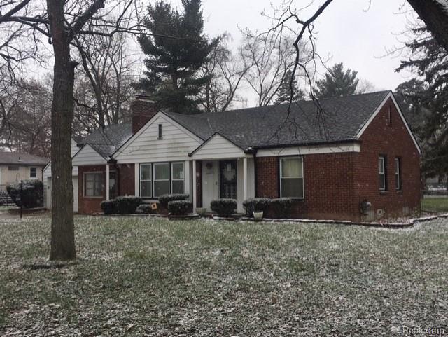 21349 Greenview Road Southfield, MI 48075 - Photo 3 of 19 Side view 2