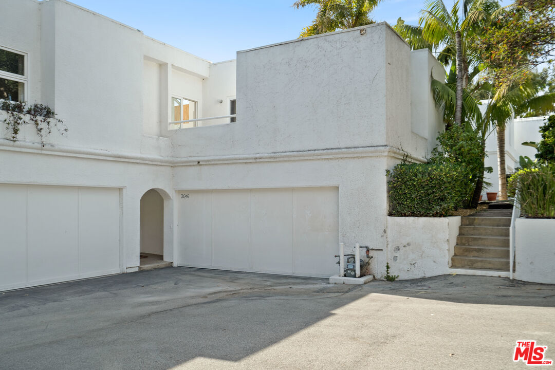 31246 Bailard Road Malibu, CA 90265 - Photo 2 of 31 a view of a garage