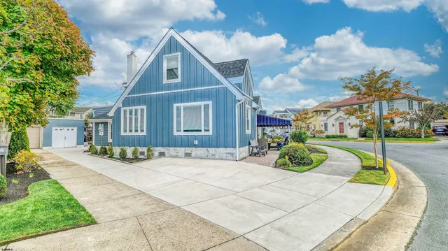 $1,899,000 | 29 East Drive, Margate City, NJ 08402