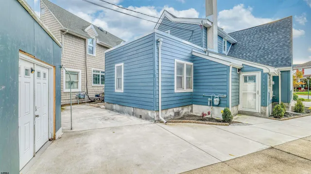 $1,899,000 | 29 East Drive, Margate City, NJ 08402