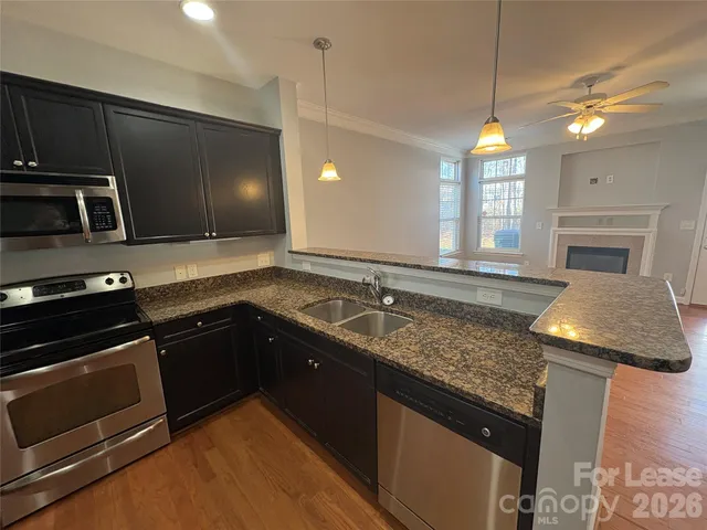 $2,000 | 2912 White Willow Road, Charlotte, NC 28273