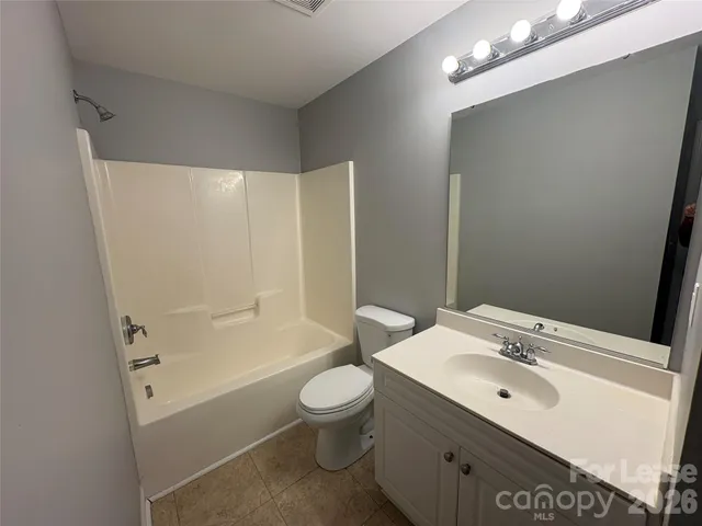 $2,000 | 2912 White Willow Road, Charlotte, NC 28273