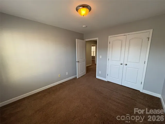 $2,000 | 2912 White Willow Road, Charlotte, NC 28273