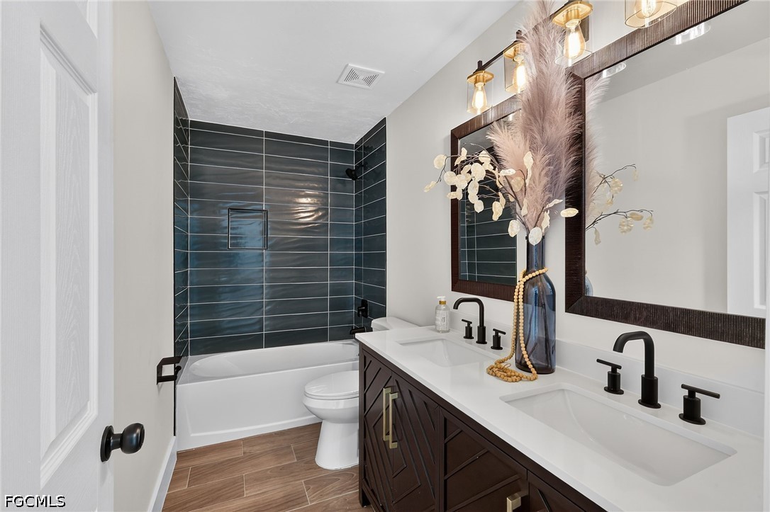 9100 Aster Road Fort Myers, FL 33967 - Photo 25 of 40 Gallery Image 25