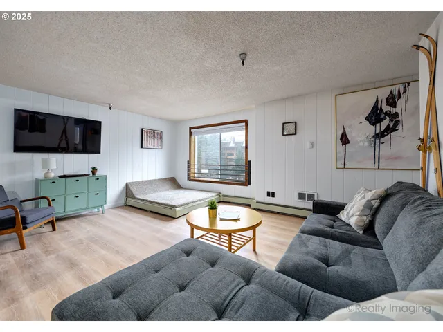 $420,000 | 87557 Government Camp Loop, Unit 204, Government Camp, OR 97028