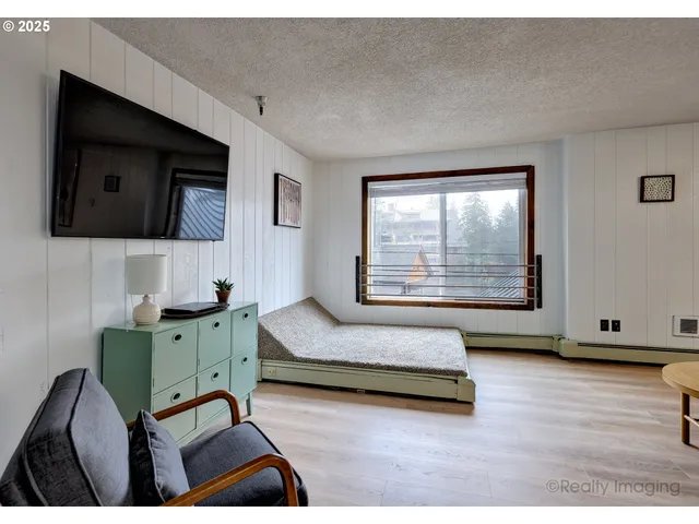 $420,000 | 87557 Government Camp Loop, Unit 204, Government Camp, OR 97028