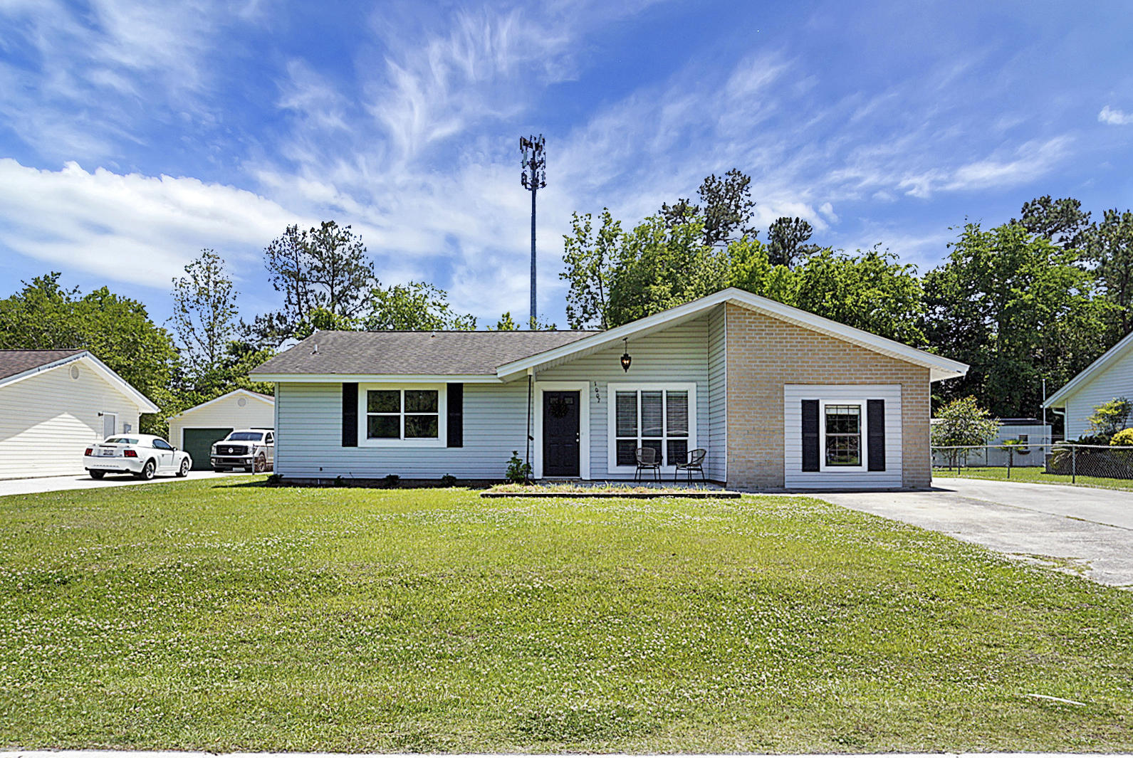 1007 Mountain Pine Road Moncks Corner, SC 29461 - Photo 3 of 38 DSC08222