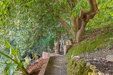 $2,990,000 | 23185 Old Santa Cruz Highway, Los Gatos, CA 95033