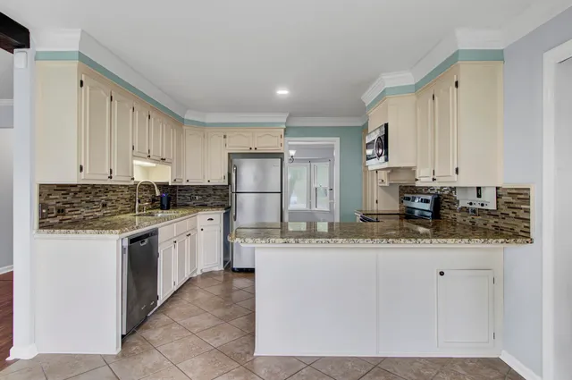 $2,500 | 8000 Eberly Avenue, North Charleston, SC 29420