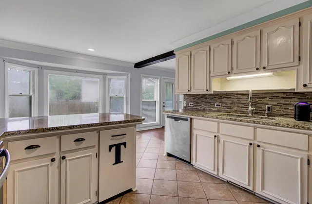 $2,500 | 8000 Eberly Avenue, North Charleston, SC 29420