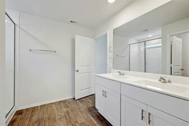 $2,000 | 1711 Windsor Boulevard, Lockhart, TX 78644