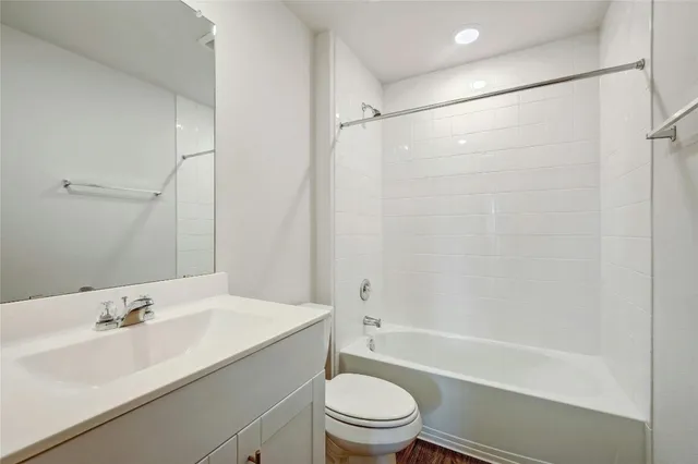 $2,000 | 1711 Windsor Boulevard, Lockhart, TX 78644