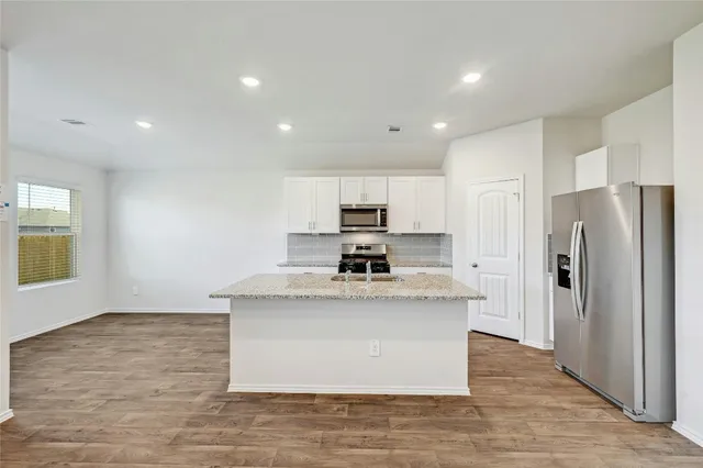 $2,000 | 1711 Windsor Boulevard, Lockhart, TX 78644