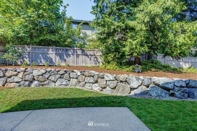 $755,000 | 17010 Northeast 112th Way, Redmond, WA 98052