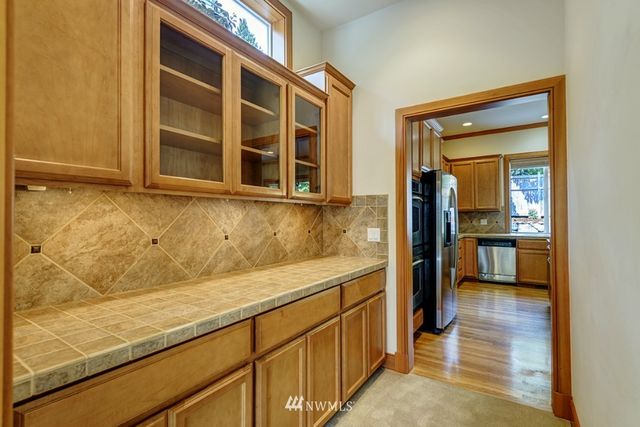 $755,000 | 17010 Northeast 112th Way, Redmond, WA 98052