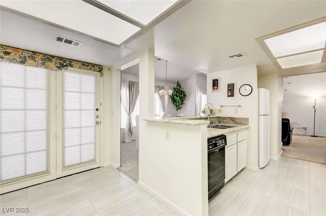 $407,000 | 666 Cervantes Drive, Henderson, NV 89014