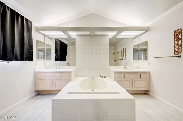 $407,000 | 666 Cervantes Drive, Henderson, NV 89014