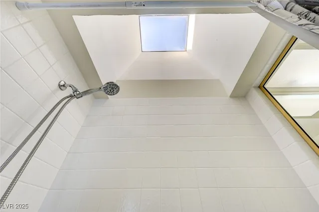 $407,000 | 666 Cervantes Drive, Henderson, NV 89014