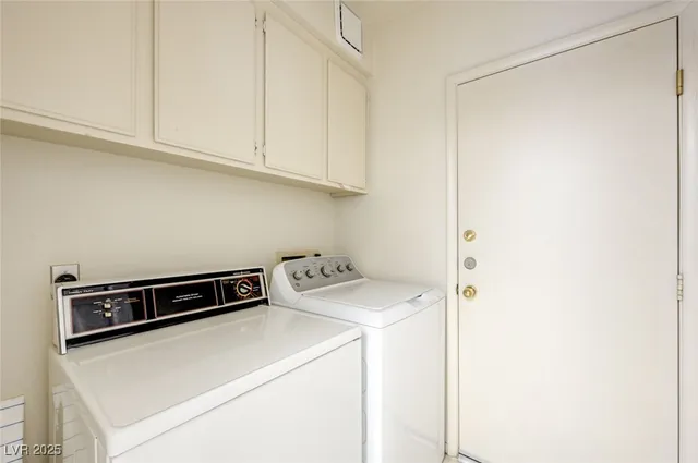 $407,000 | 666 Cervantes Drive, Henderson, NV 89014